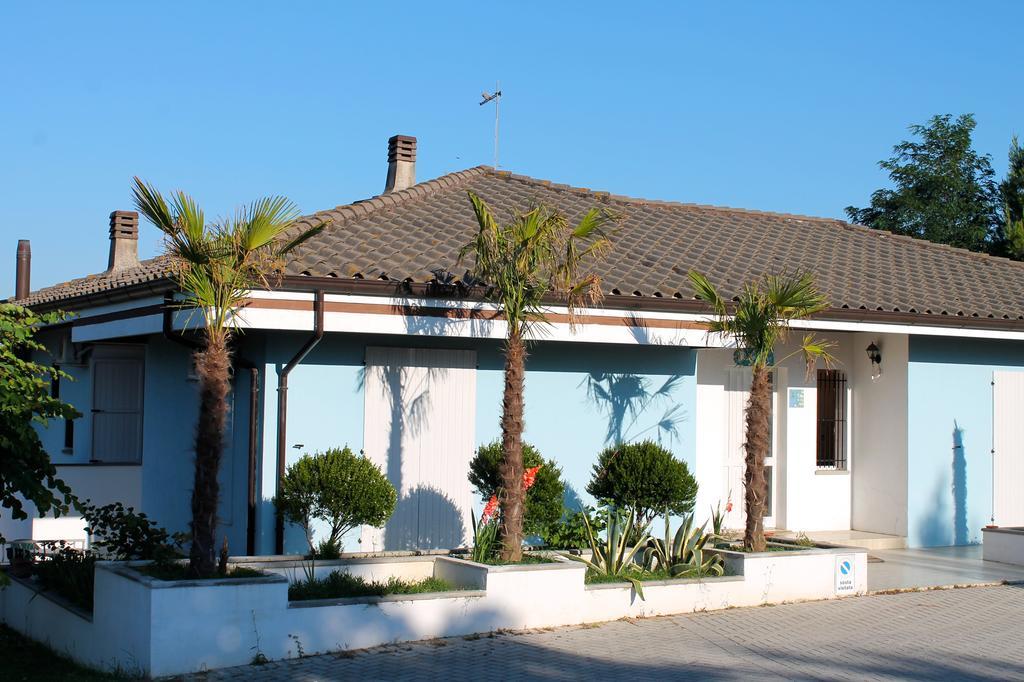 Camping Village Mar y Sierra San Costanzo Exterior foto