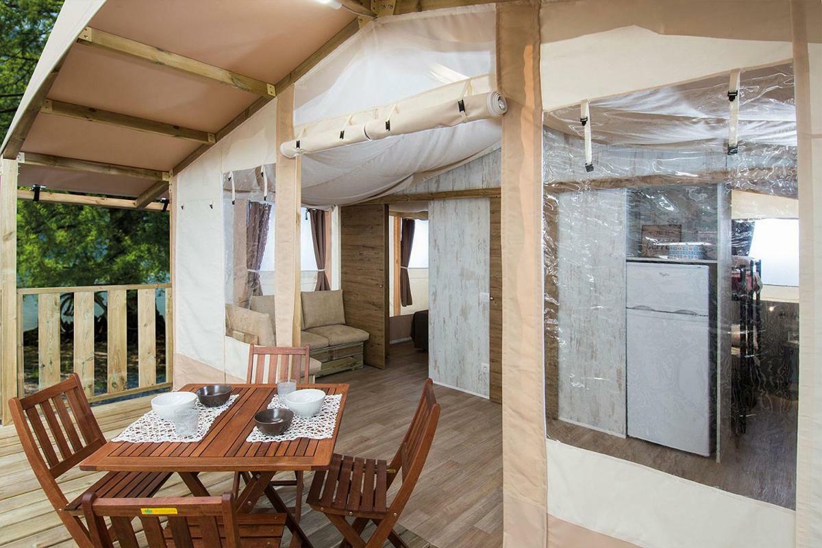 Camping Village Mar y Sierra San Costanzo Exterior foto